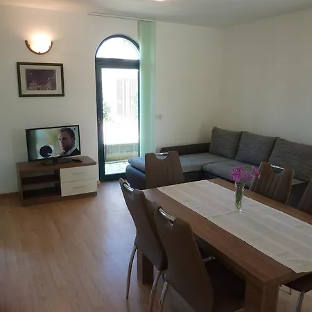 Mlikota Апартаменты *
