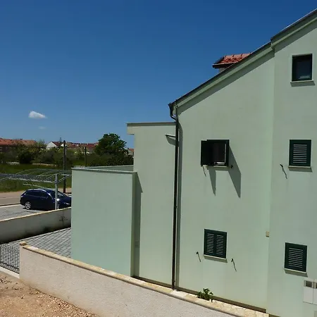 Mlikota Апартаменты